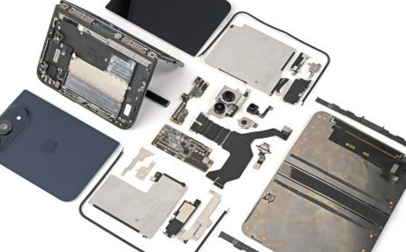 iFixit’s look inside the iPhone Duo may explain those broken screens and hinges